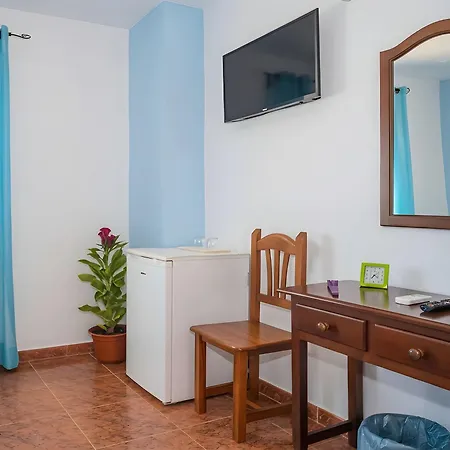 Sin Cocina Centrico Con Aire Acondicionado Terraza Azotea Compartida *